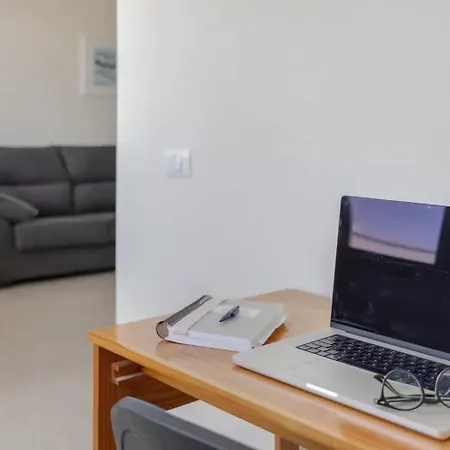 Urban Light 5: Espacio, Luz Y Vida Apartamento San Isidro (Tenerife)